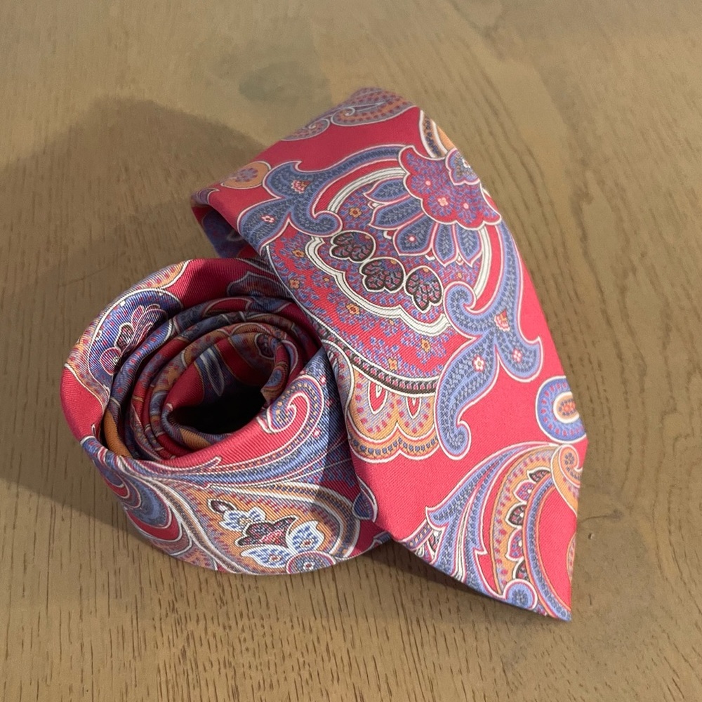 IKE Behar Tie NWT